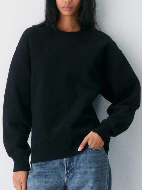 TNA Sweaters - Aritzia TNA Cozy Fleece Boyfriend Sweatshirt in Black Size Large -Excellent